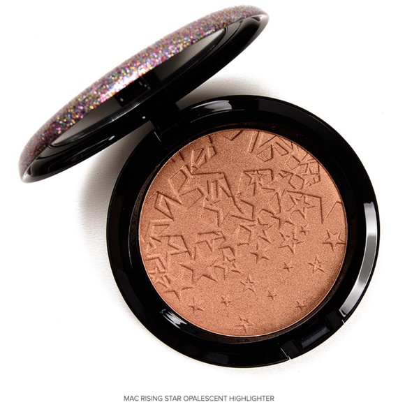 *SALE* M.A.C. RISING STAR - OPALESCENT POWDER - Picture 1 of 4